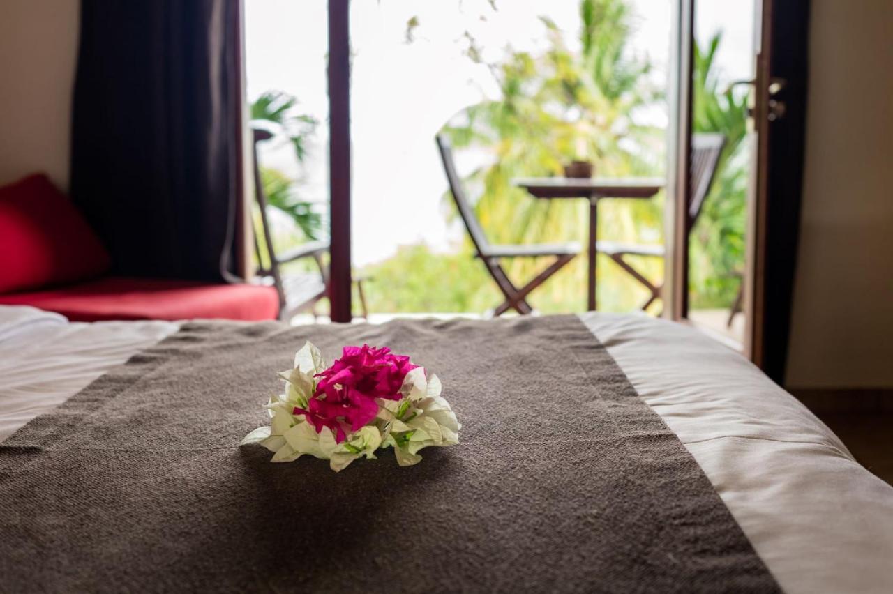 Hotel Le Rayon - & Restaurant Vue Sur Deshaies